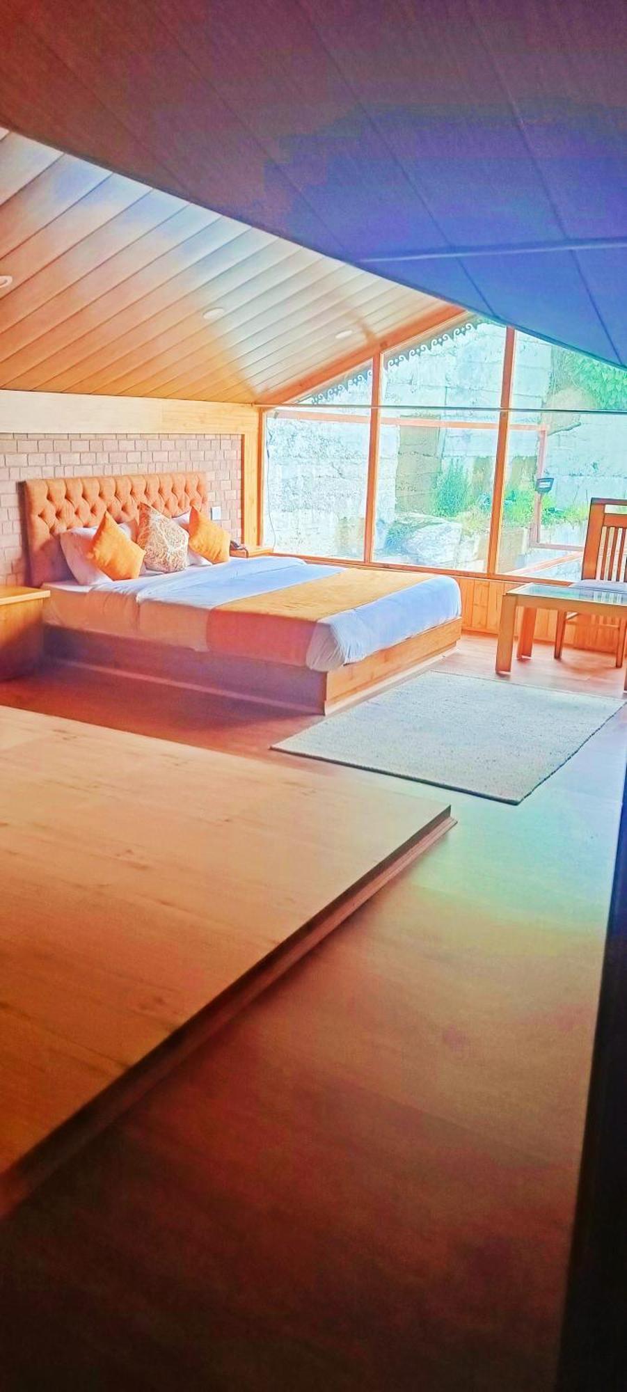 Trimounts-A Boutique Hotel & Wellnes Center In Tirthan Valley Banjār Exterior foto